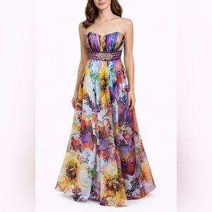 Tony Bowls Le Gala Designer Multicolor Beaded Strapless Prom Gown Size 2